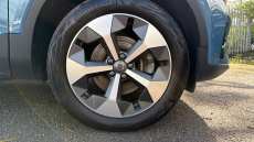 Volvo XC40 2.0 B4P Ultimate Dark 5dr Auto Petrol Estate